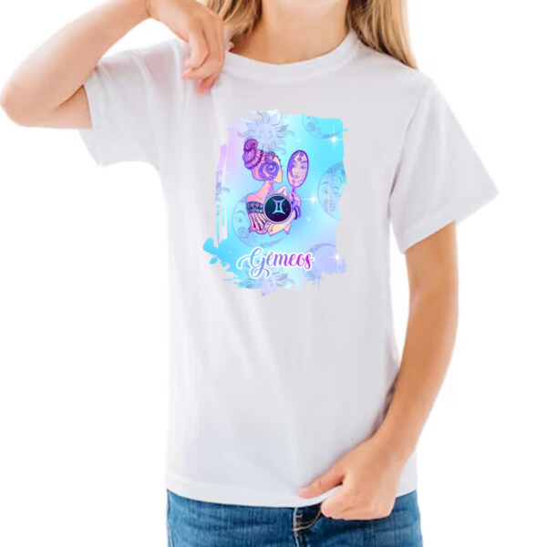 Camiseta Infanto Juvenil Gemeos fundo zodiacal - Imagem 3
