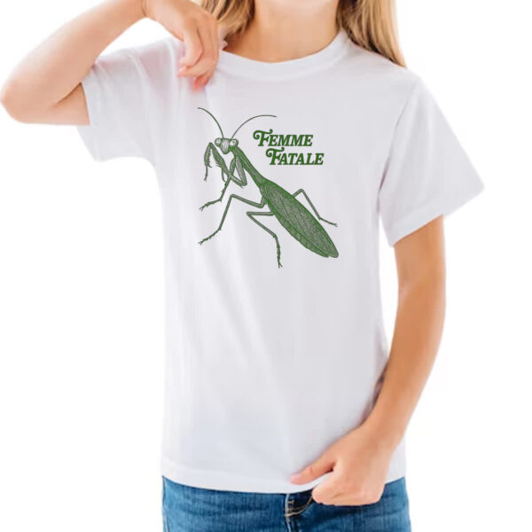 Camiseta Infanto Juvenil Louva Deus Femme Fatale - Imagem 3