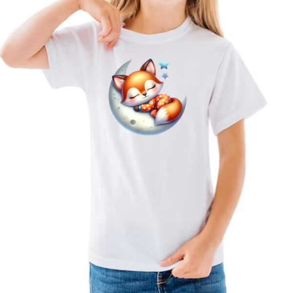 Camiseta Infanto Juvenil Cute Raposa dormindo na Lua - Imagem 3