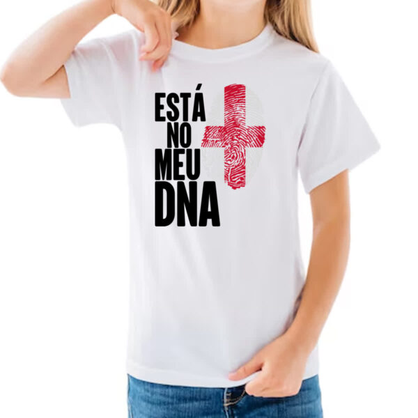Camiseta Infanto Juvenil Esta no meu DNA Inglaterra - Imagem 3