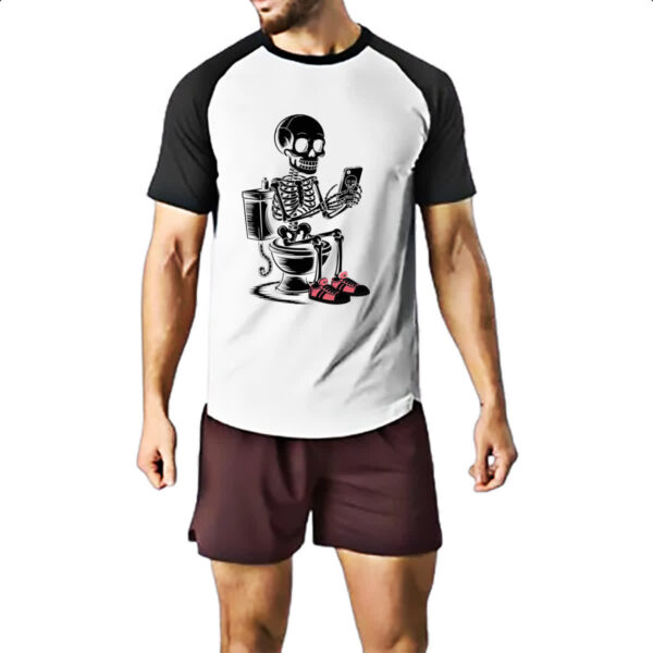 Camiseta Raglan Esqueleto na Sala de Forca - Imagem 2