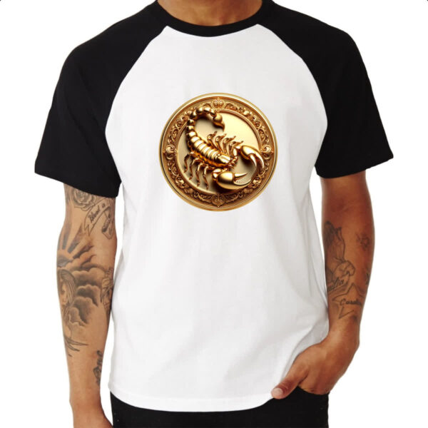 Camiseta Raglan Signo de Escorpiao moeda de ouro - Imagem 3