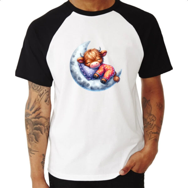 Camiseta Raglan Cute Bufalo dormindo na Lua - Imagem 3