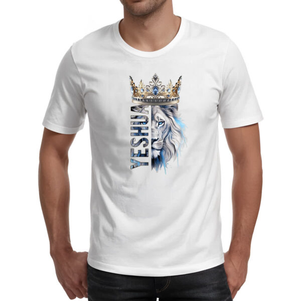 Camiseta Unissex Yeshua Leao de Juda Azul Coroa - Imagem 2
