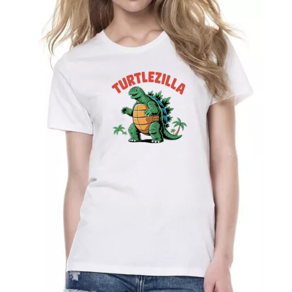 Camiseta Baby Look Turtlezilla - Imagem 2