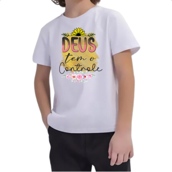 Camiseta Infanto Juvenil Gospel Deus tem controle - Imagem 2