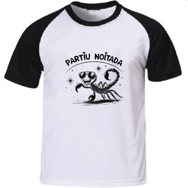 Camiseta Raglan Partiu Noitada Escorpiao