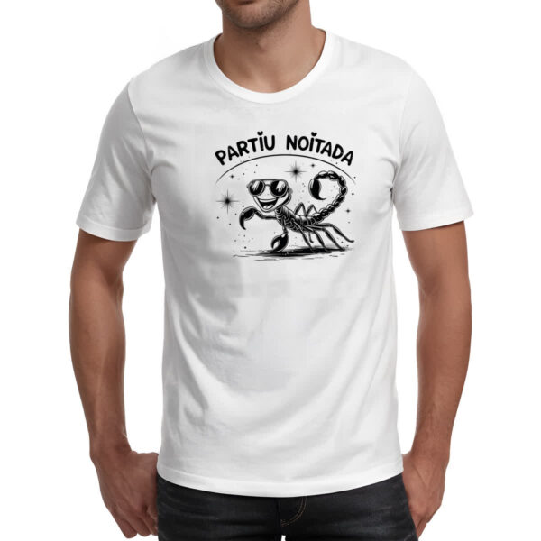 Camiseta Unissex Partiu Noitada Escorpiao - Imagem 2