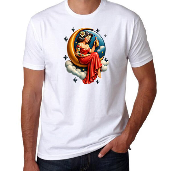 Camiseta Unissex Diva na Lua tomando uma - Imagem 3