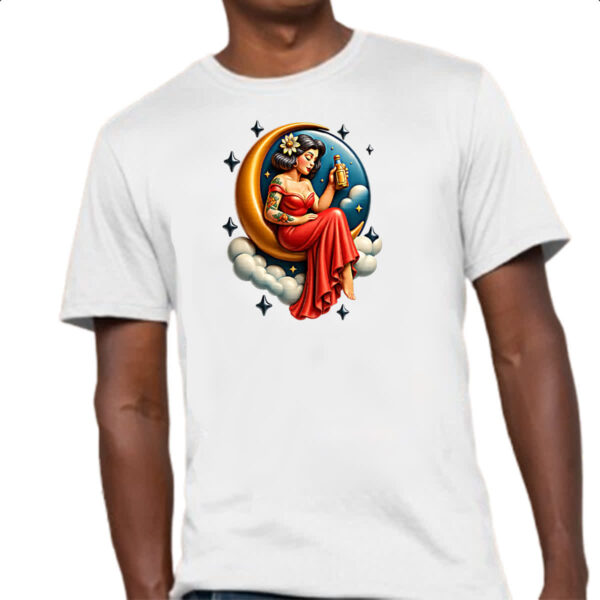 Camiseta Unissex Diva na Lua tomando uma - Imagem 4