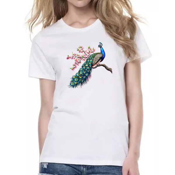 Camiseta Baby Look Pavao com flores - Imagem 2