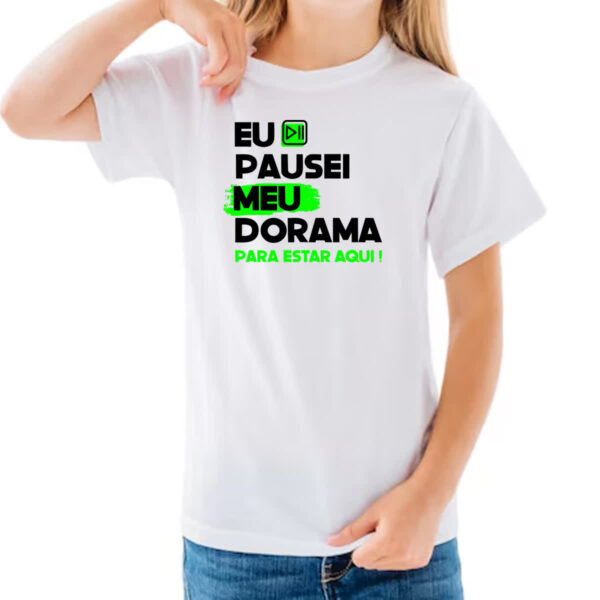 Camiseta Infanto Juvenil Pausei o meu dorama Verde - Imagem 3