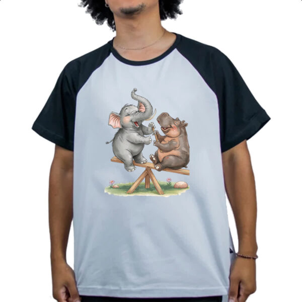 Camiseta Raglan Elefante e Hipopotamo na gangorra - Imagem 4